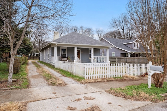 view of front of property with covered porch