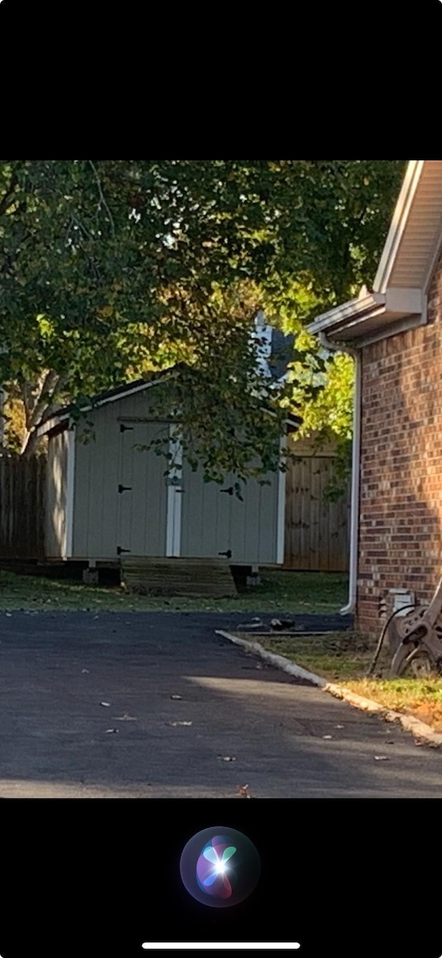 view of outbuilding