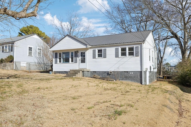 view of front of house with a front yard