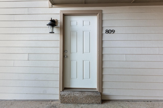 view of property entrance