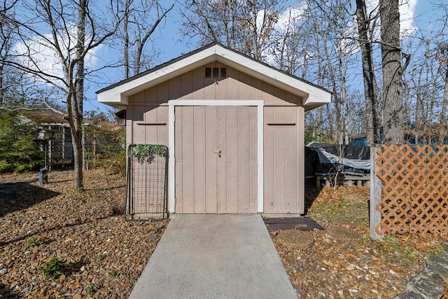 view of outbuilding