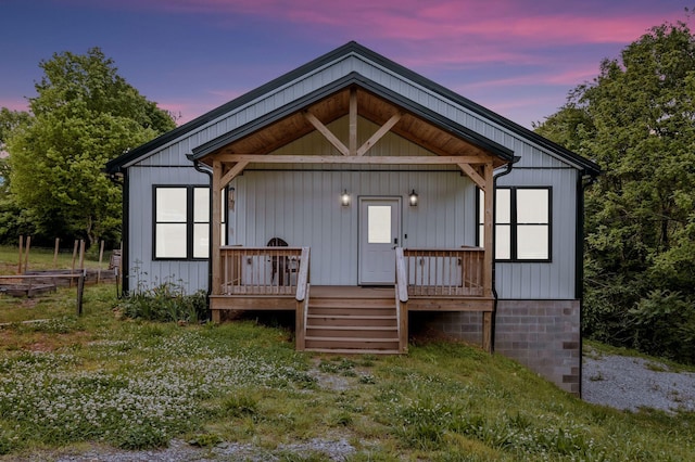1157 Noah Reeves Rd, Ashland City, TN 37015 - view of back of house