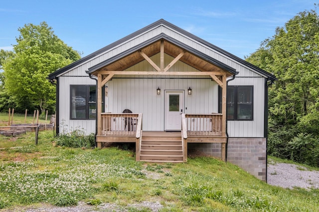 1157 Noah Reeves Rd, Ashland City, TN 37015 - view of modern farmhouse style home
