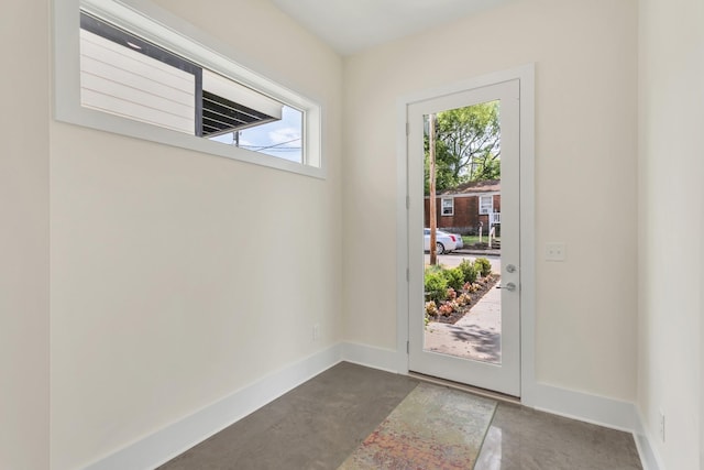 entryway featuring concrete flooring