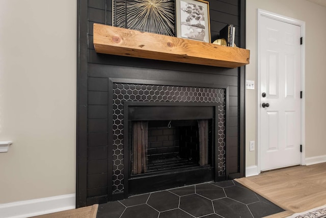 room details featuring hardwood / wood-style flooring