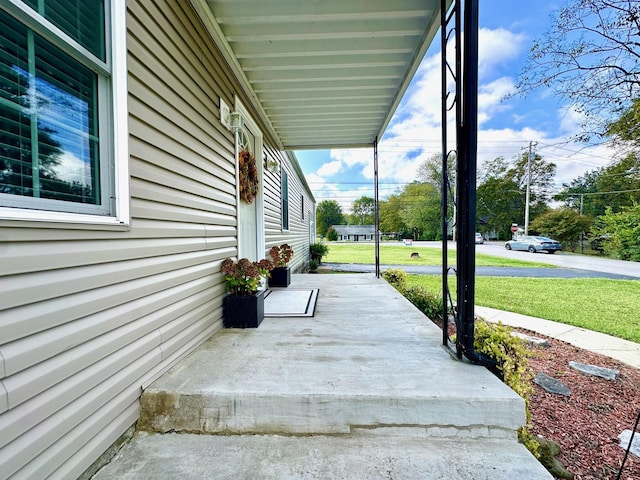 view of patio / terrace featuring covered porch