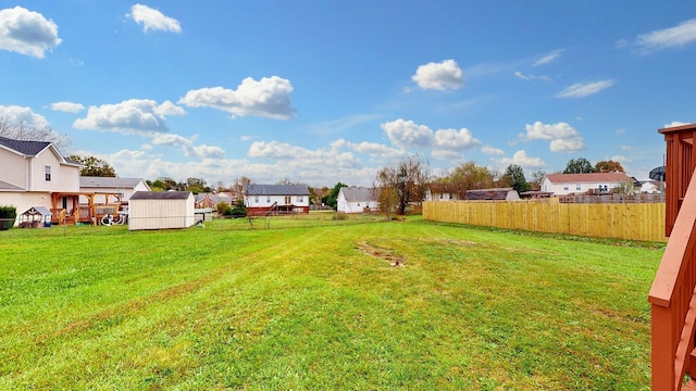 view of yard with a shed