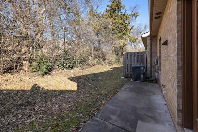 view of yard with cooling unit