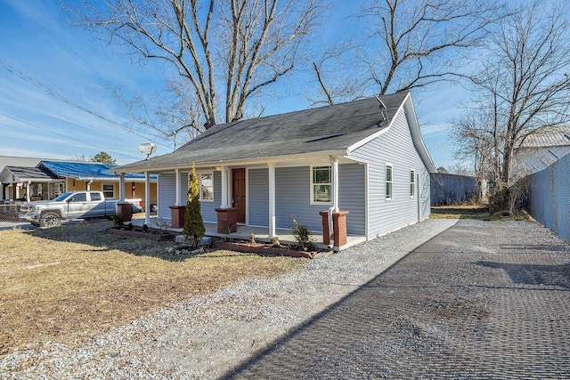 bungalow-style house with covered porch