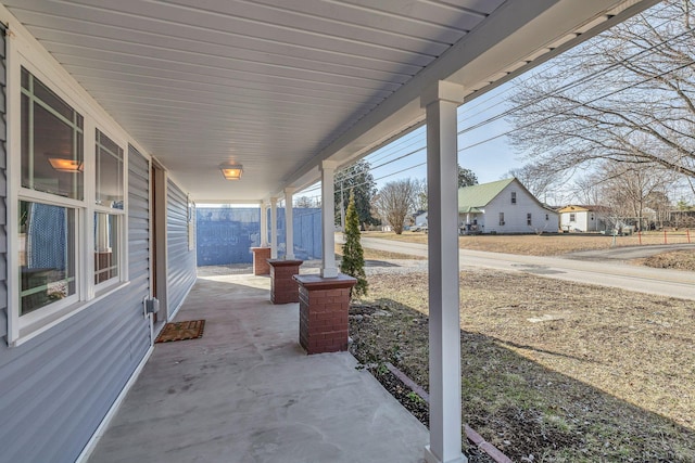 view of patio / terrace with covered porch