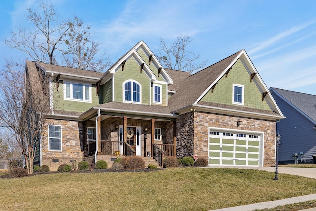 craftsman-style home featuring a porch and a front yard