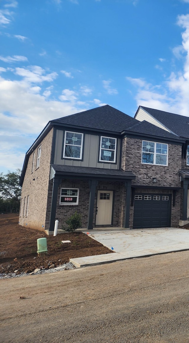 view of front of house featuring a garage