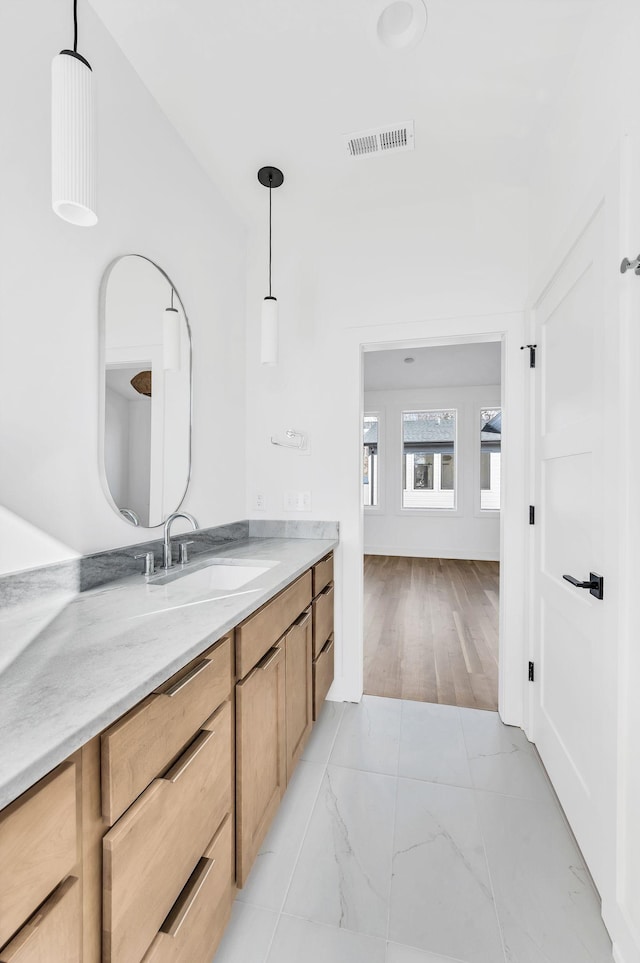 bathroom with vanity