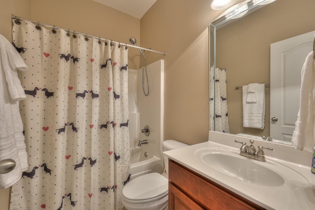 full bathroom featuring vanity, toilet, and shower / bath combo