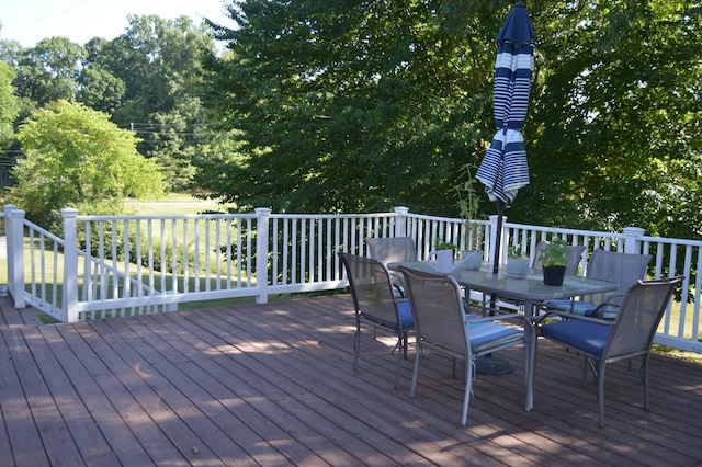 view of wooden deck