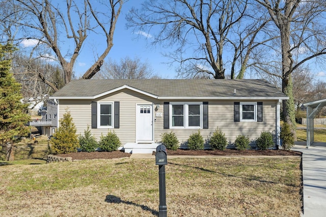 view of front of home with a front yard