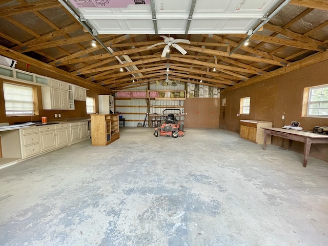 garage featuring ceiling fan