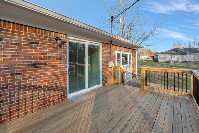 604 W 4th Ave, Hohenwald, TN 38462 - view of wooden terrace