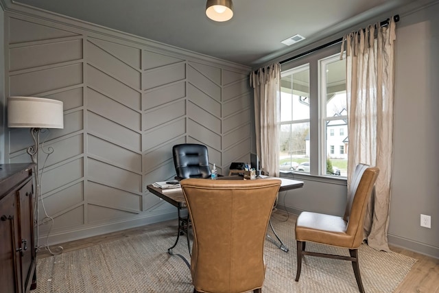 office area featuring light hardwood / wood-style flooring