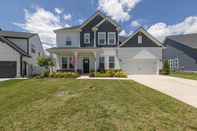 510 Dovetail Dr, Smyrna, TN 37167 - craftsman-style home featuring board and batten siding, driveway, an attached garage, and a front yard
