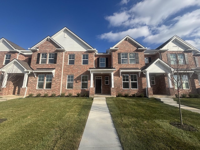 view of front of house featuring a front yard