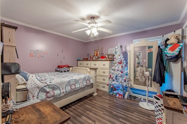 bedroom featuring ceiling fan, dark wood-type flooring, ornamental molding, and a textured ceiling