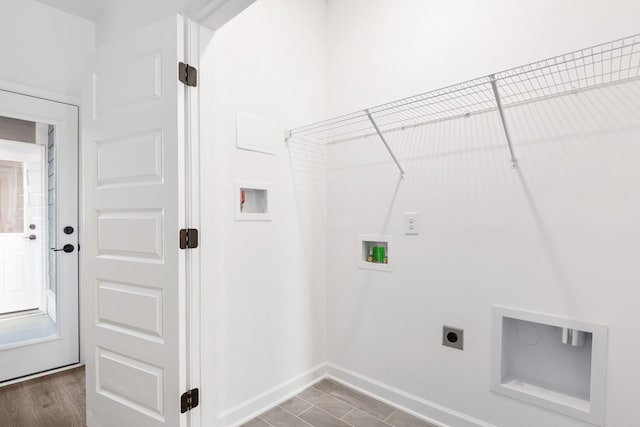 laundry room with hookup for an electric dryer and washer hookup