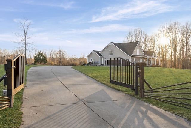 exterior space featuring a front lawn