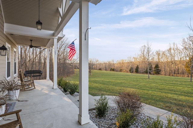 view of patio with ceiling fan