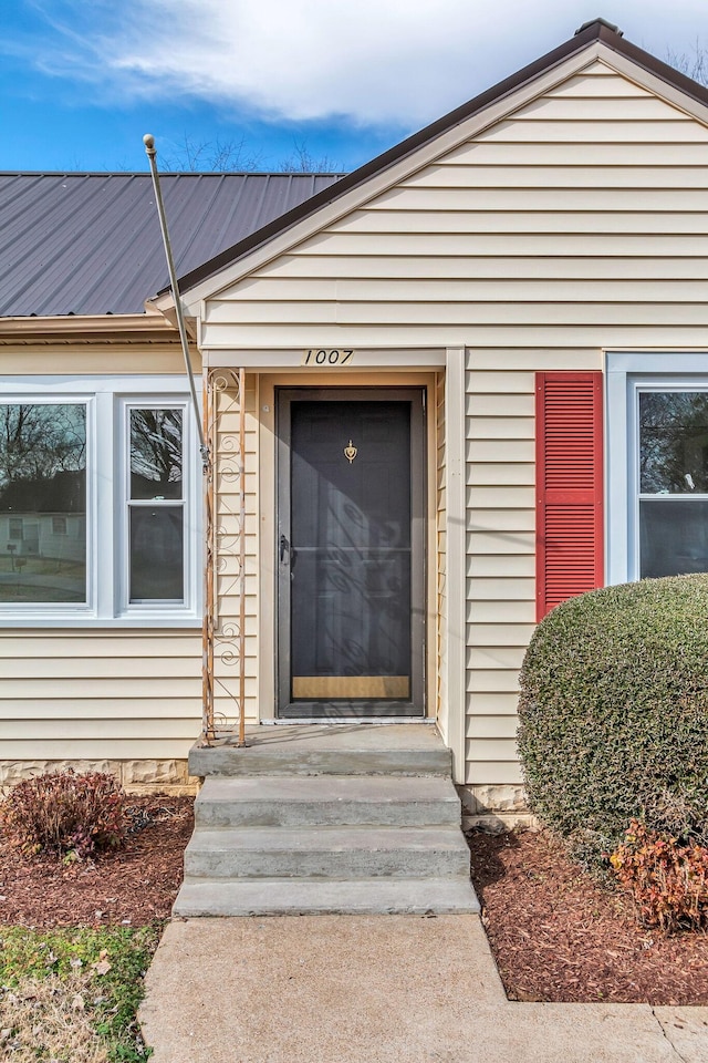 view of property entrance