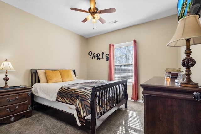 bedroom with ceiling fan