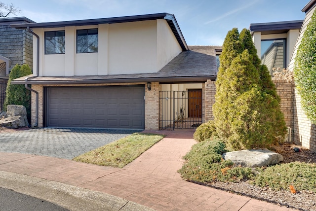 view of front of house featuring a garage