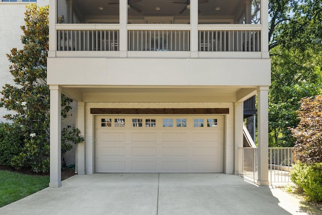 garage with ceiling fan