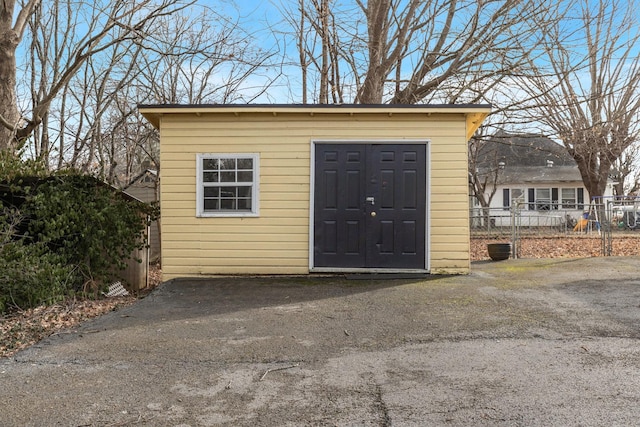 view of outbuilding