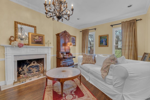 living room featuring dark wood-type flooring and crown molding