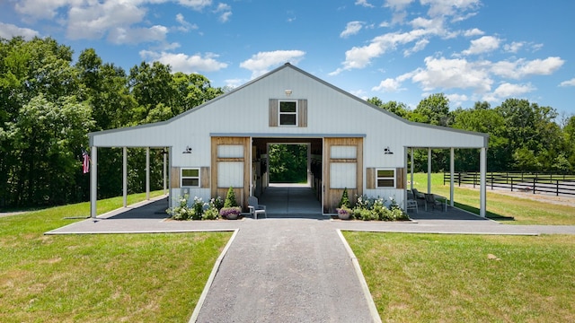 view of front of home with a front yard