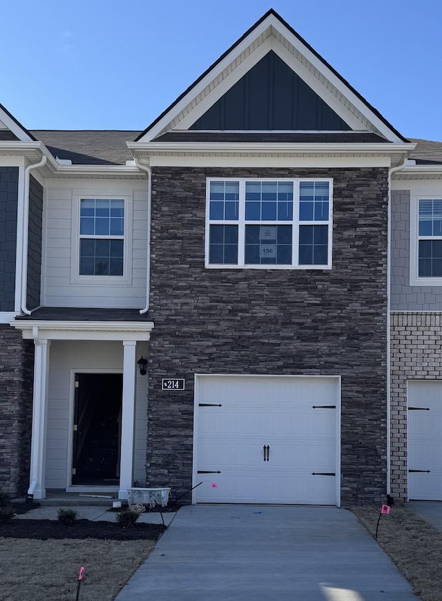 view of front of home featuring a garage