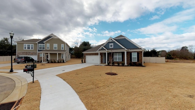 view of front of home featuring a front lawn