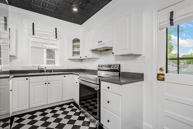 kitchen with sink, white cabinetry, crown molding, stainless steel electric range oven, and a healthy amount of sunlight