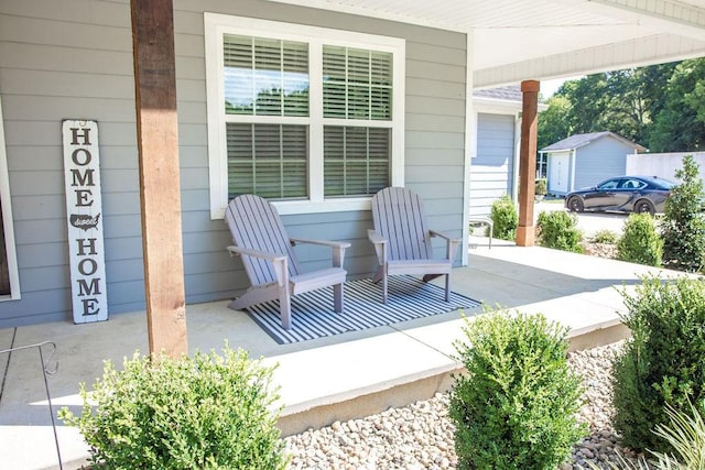 view of patio / terrace with covered porch