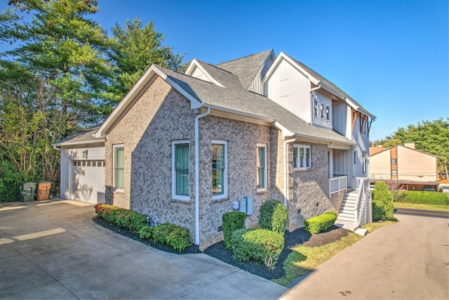 view of front of home featuring a garage