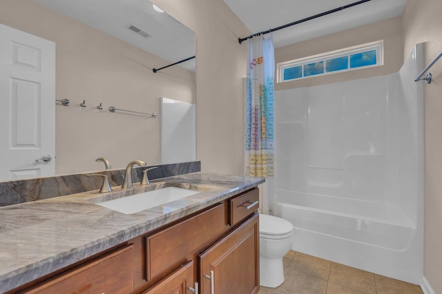 full bathroom featuring tile patterned flooring, vanity, shower / bathtub combination with curtain, and toilet