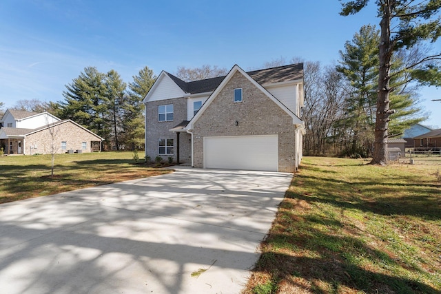 front of property with a front lawn