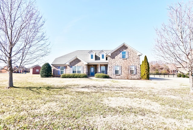 view of front of house featuring a front yard