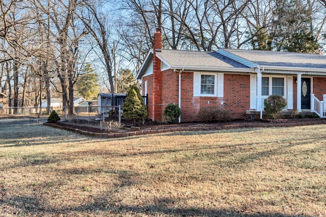 view of front of house with a front yard