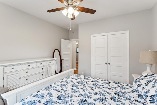 bedroom with a closet and ceiling fan