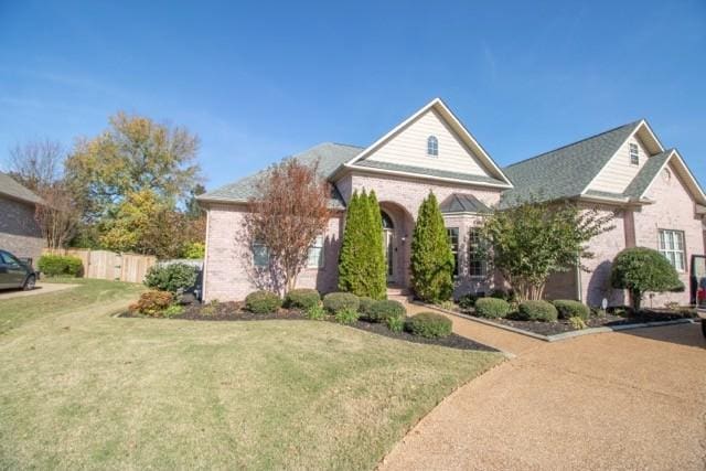 view of front of house with a front yard