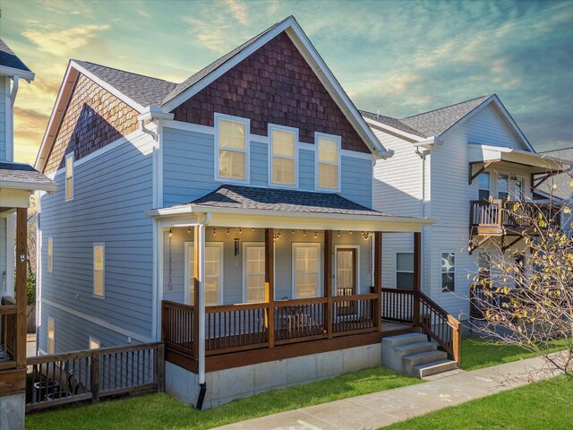 view of front of house featuring covered porch