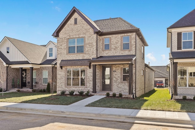 view of front of home featuring a front yard