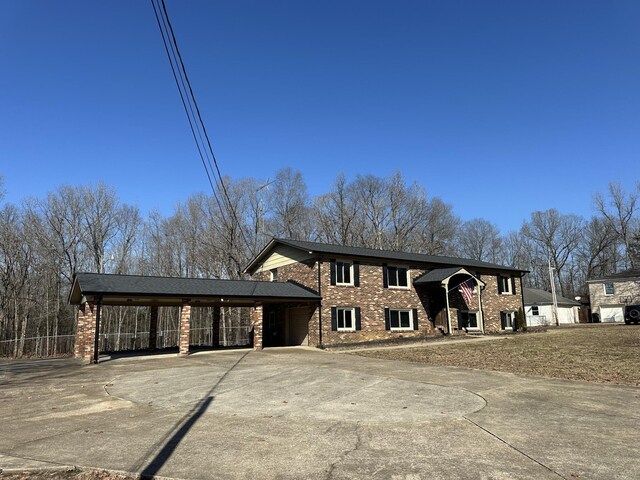 view of front of home